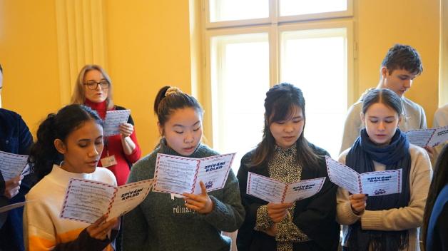 In the Chapel at Voršilská, Students and Teachers Close the Year by Singing Czech Carols 