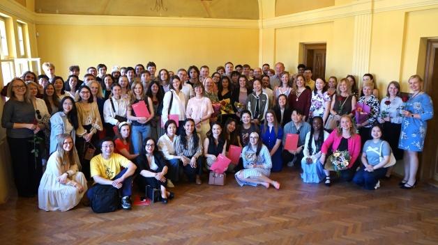 Students and Teachers Bid Farewell at End-of-Year Ceremony at Voršilská Centre